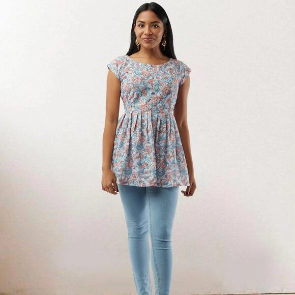 Light Blue Printed Short Top for Casual Style | Muvvas Boutique - Picture 2 of 4